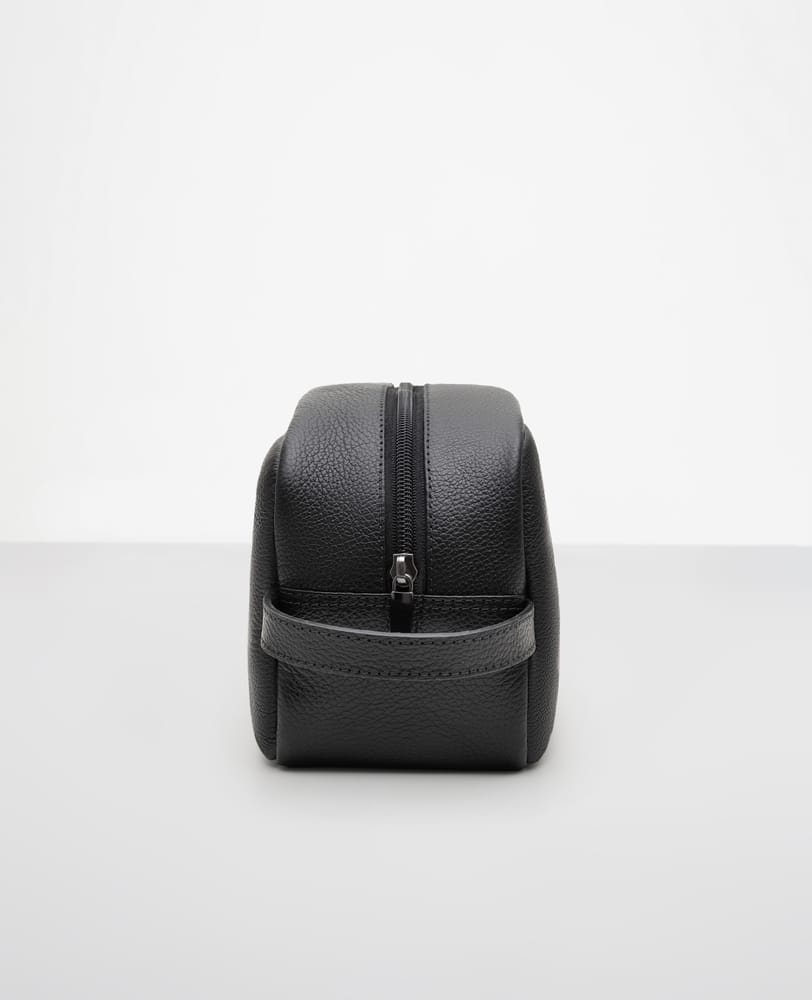 Kit Munich Couro Mochila e Necessaire lateral