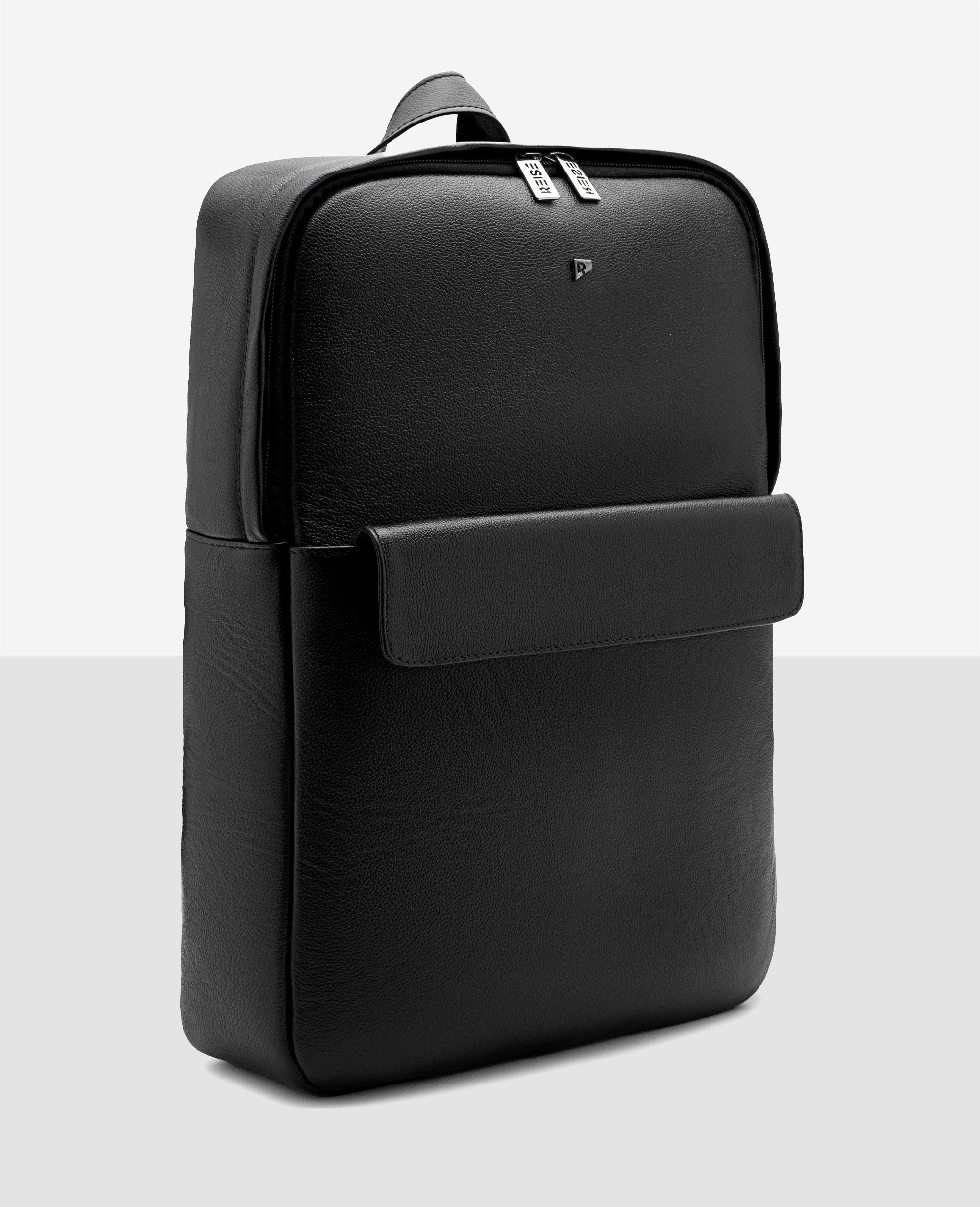 Mochila couro Manhattan preta vista frontal