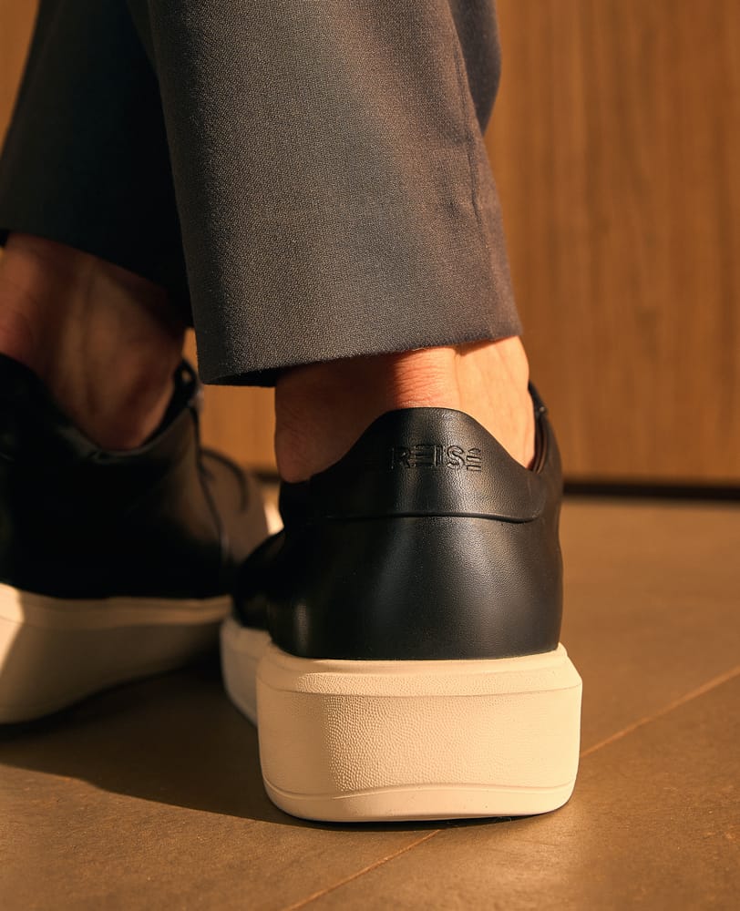 Tenis Casual 911 Preto Vista traseira Detalhe