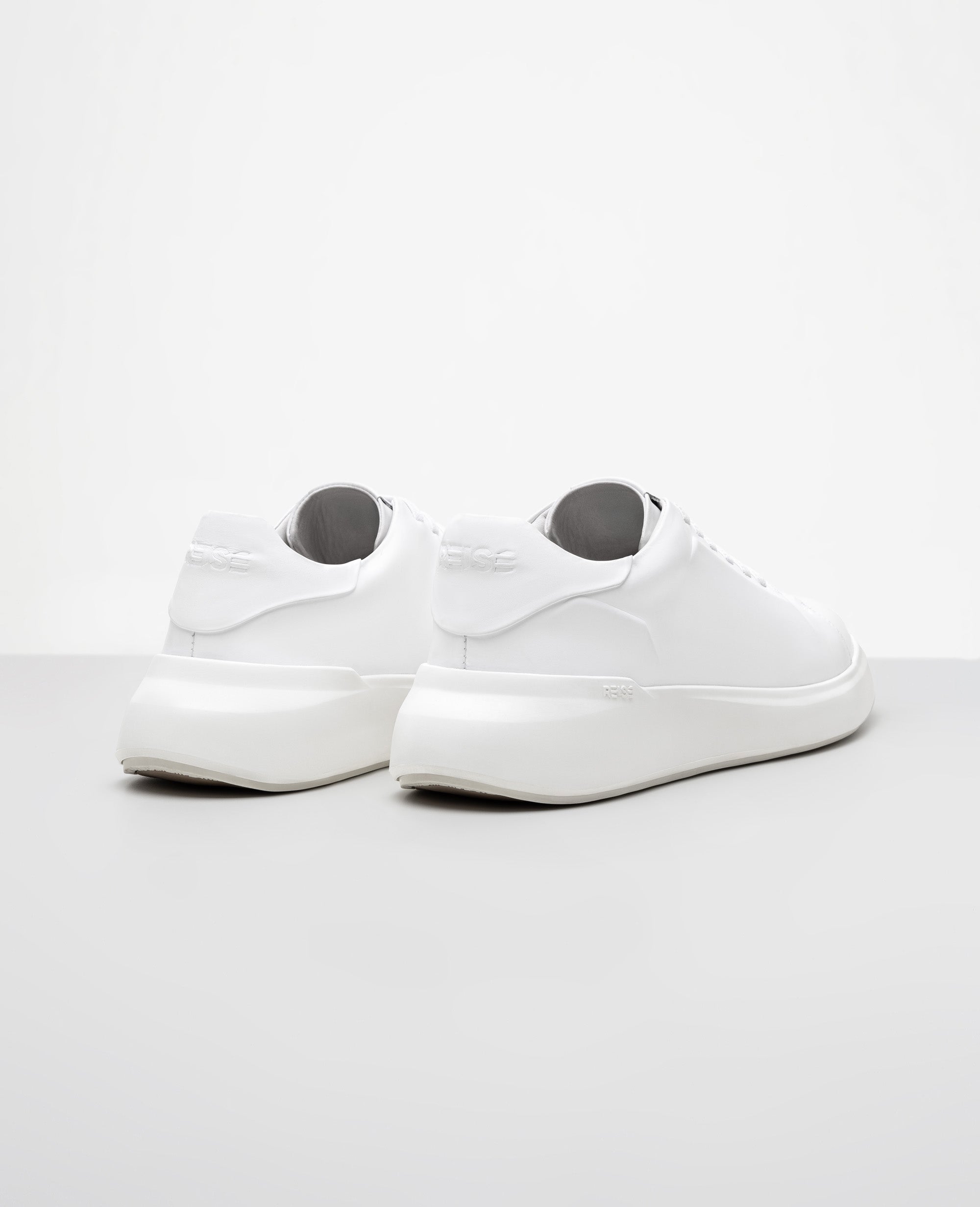 Tenis Casual Branco RS6 GT Vista traseira