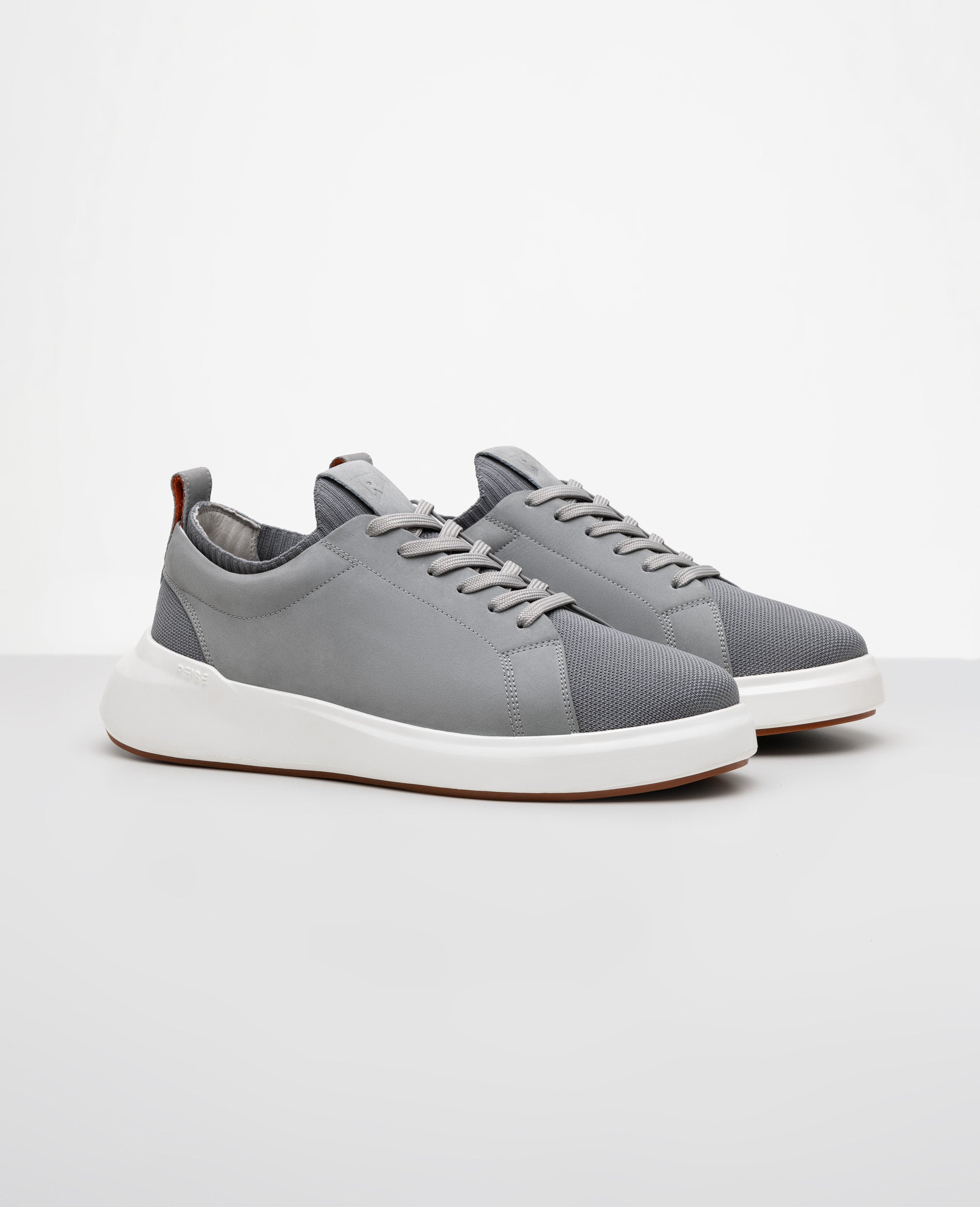 Tenis casual cinza RS Knit GT vista lateral externa