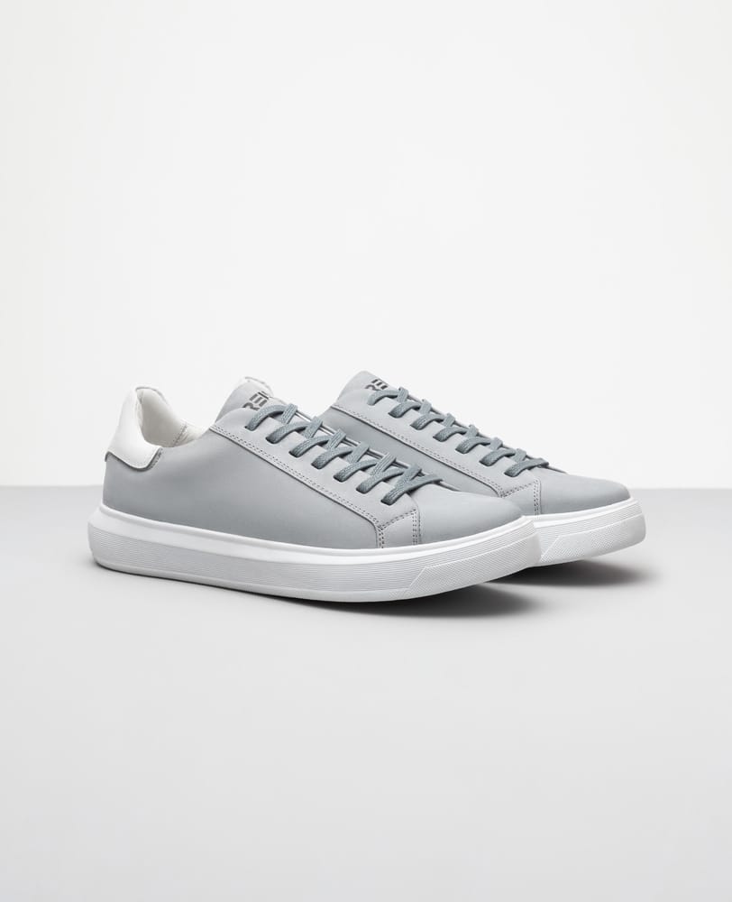 Tenis casual nobuck cinza RS8 vista lateral externa