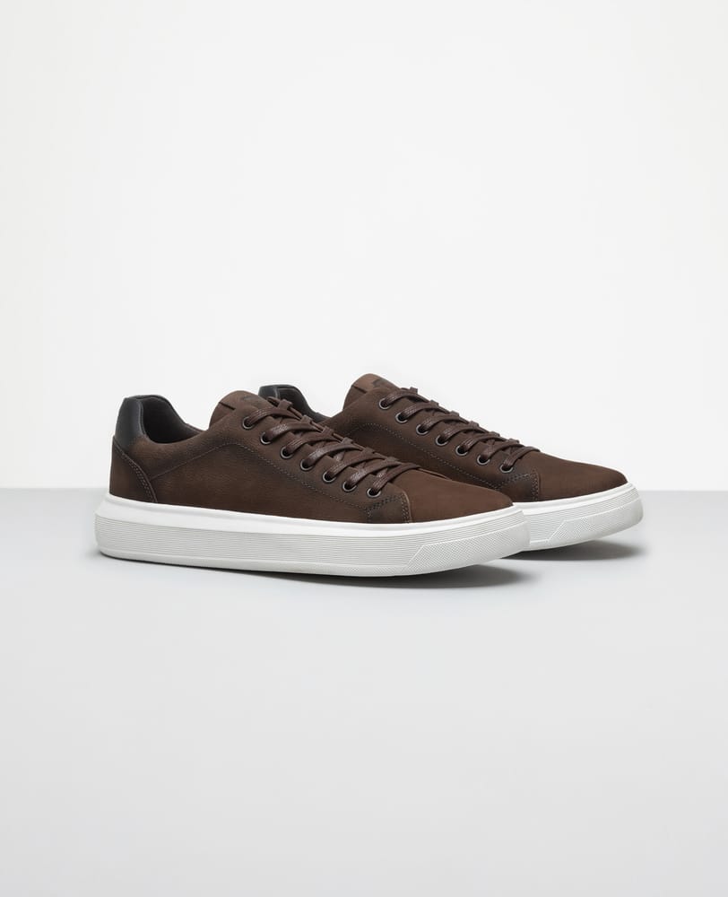 Tênis casual nobuck marrom stoned RS6 vista lateral externa