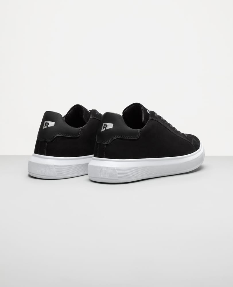 Tenis casual nobuck preto RS8 vista traseira do calcanhar