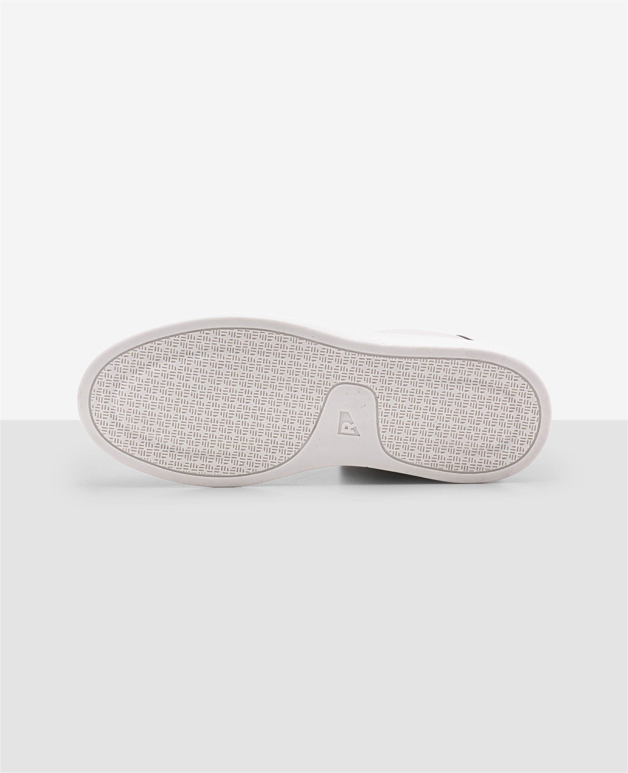 Tenis Casual Off White RS7 Avant Solado