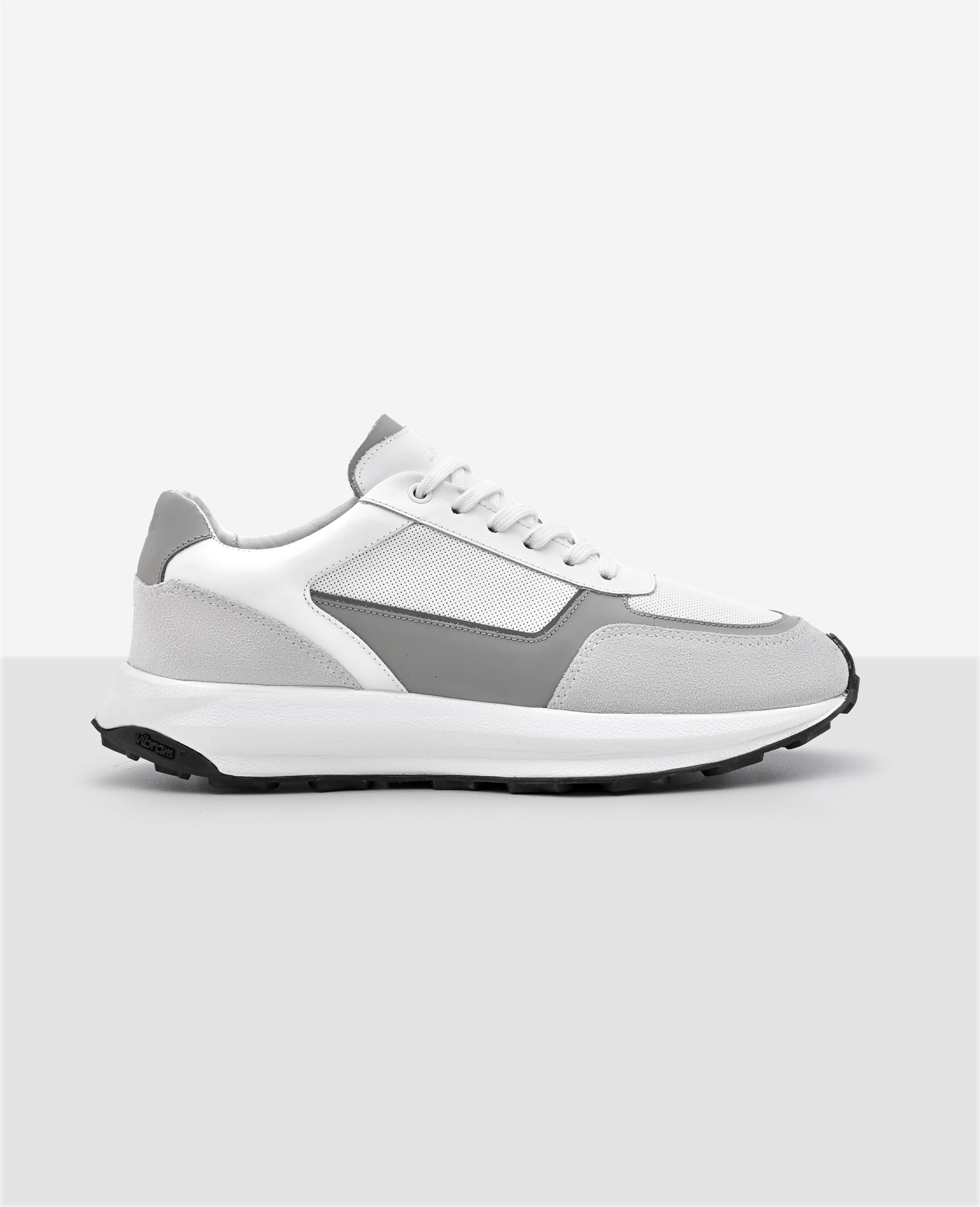 Tenis de Couro Branco 911 Carrera Principal