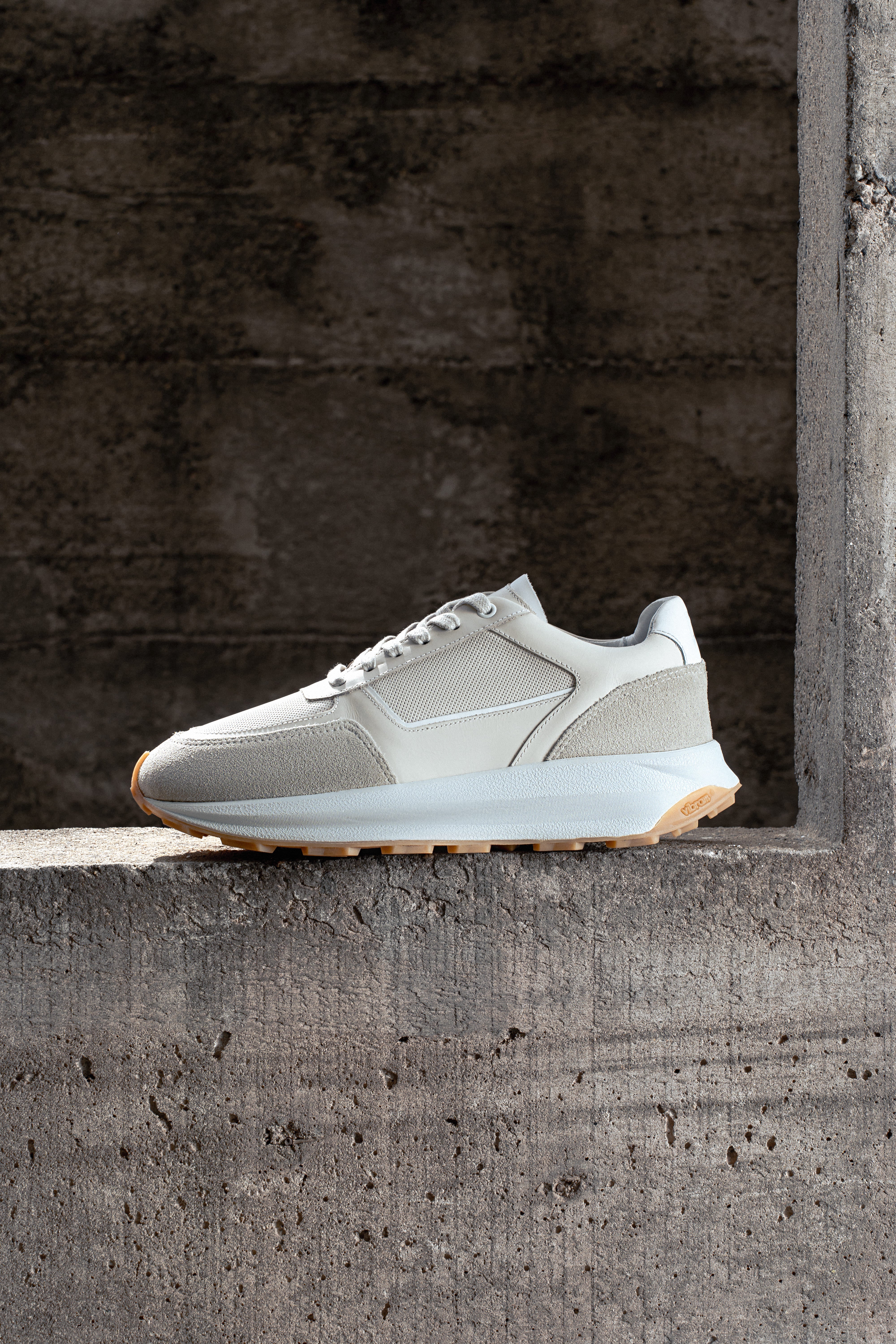 Tenis de Couro Off White 911 Carrera Lateral