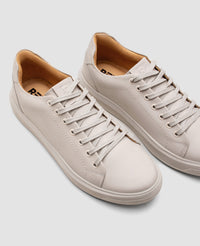 Tênis de Couro Off White RS6