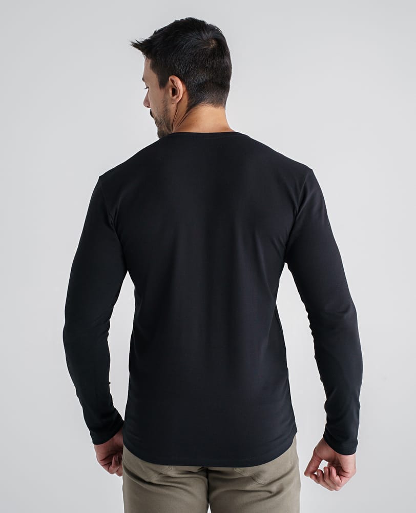 Camiseta Algodao Egipcio Preta Portland Vista traseira