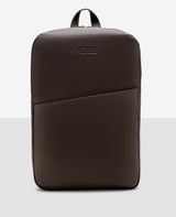 Mochila slim couro marrom e NYC Reise vista 3 4