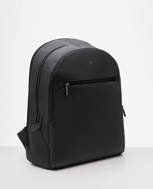 Mochila de Couro Preta Vancouver Vista lateral esquerda