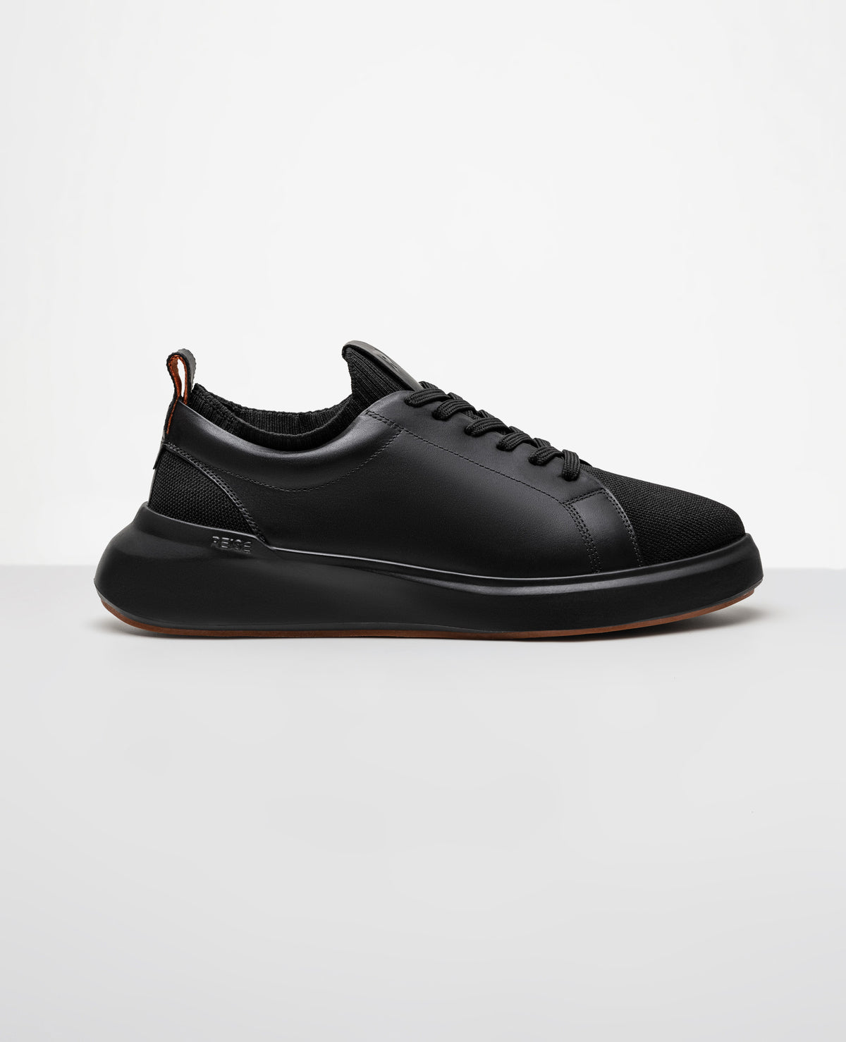 Tênis All Black RS Knit GT