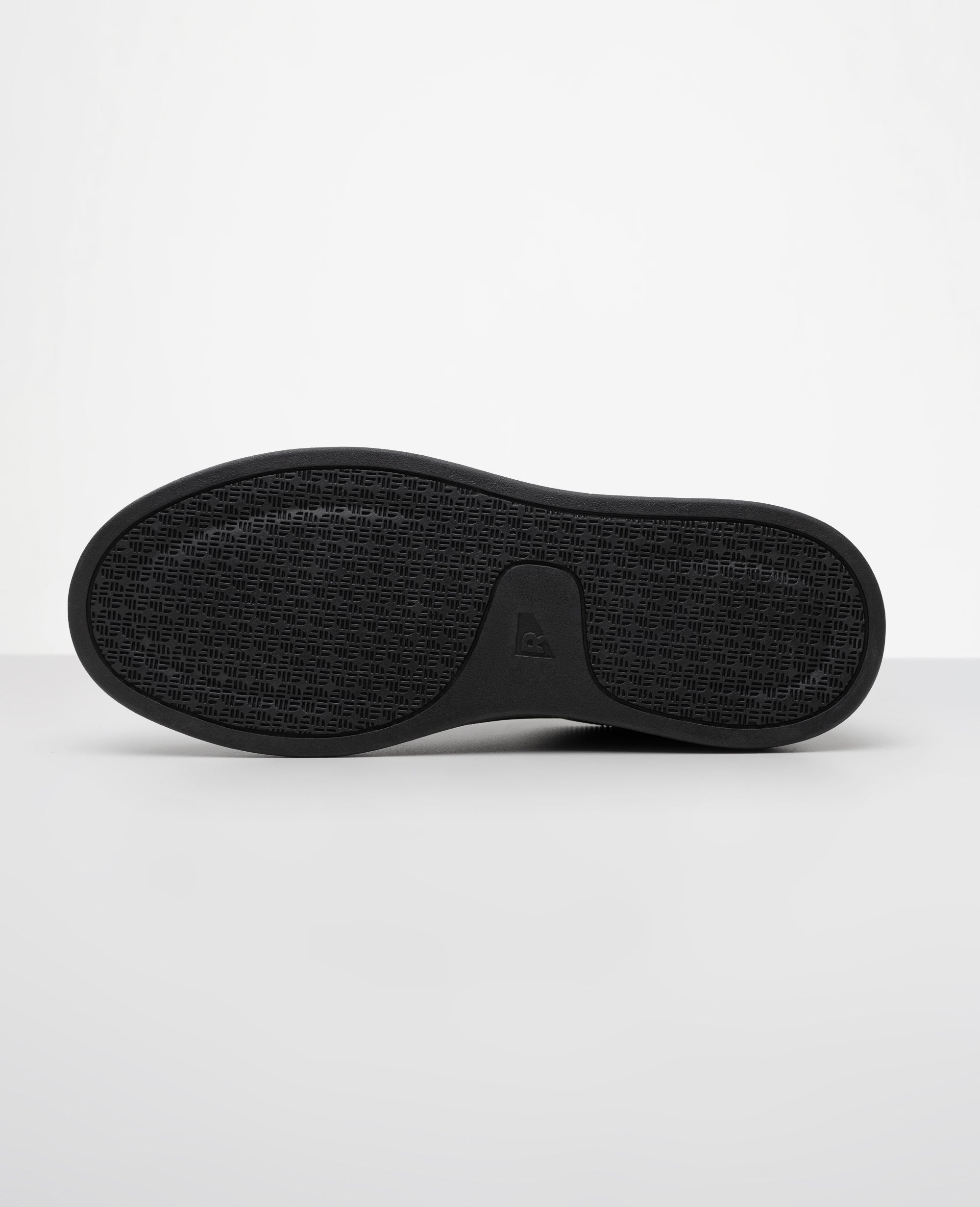 Tenis Casual All Black RS6 Avant Solado