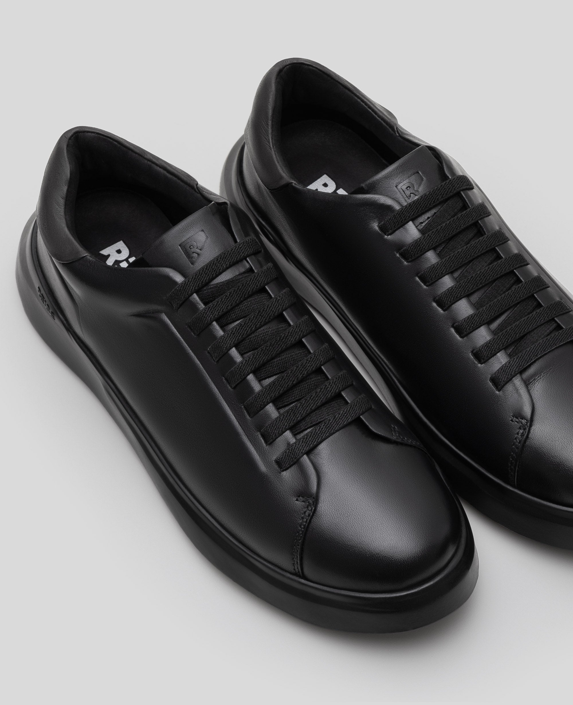 Tênis Casual All Black RS6 GT – Reise