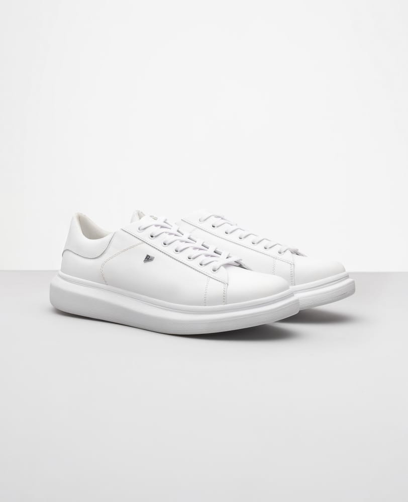 Tênis casual branco masculino RS3 vista lateral externa