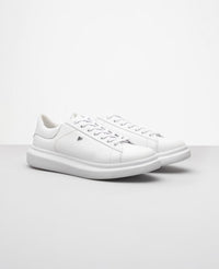 Tênis casual branco masculino RS3 vista lateral externa