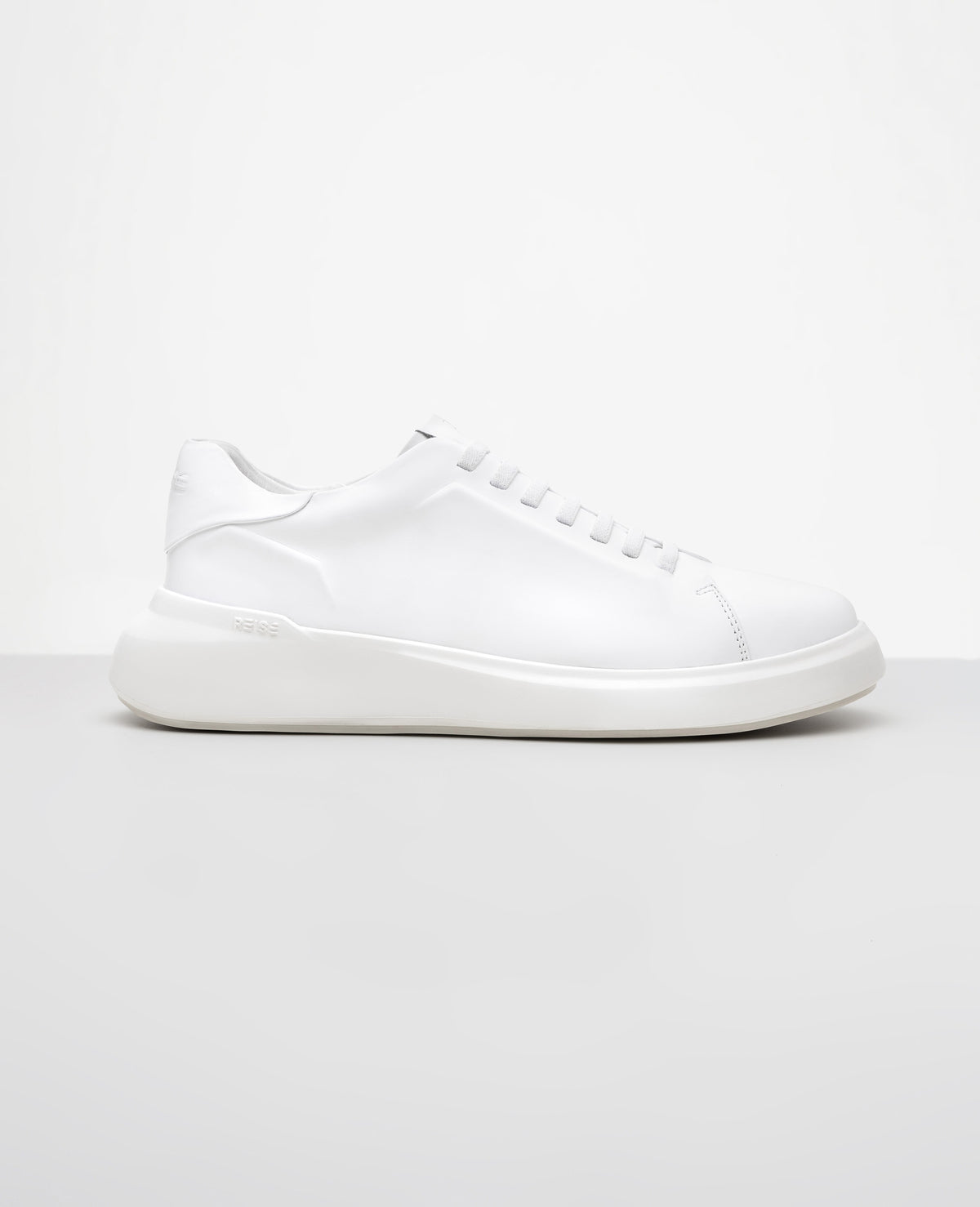 Tenis casual branco RS6 GT Reise vista 3 4