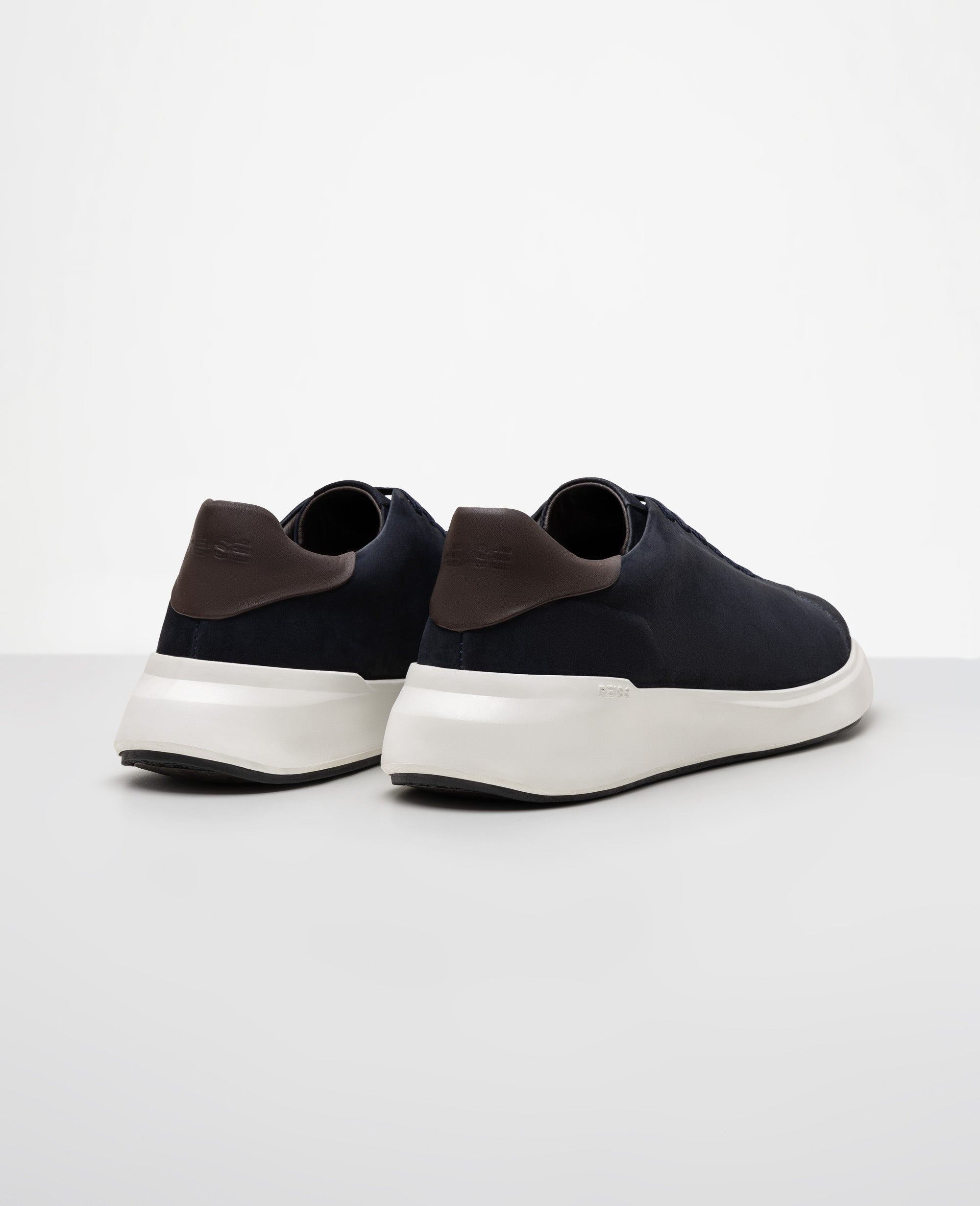 Tenis Casual Nobuck Marinho RS6 GT Vista traseira