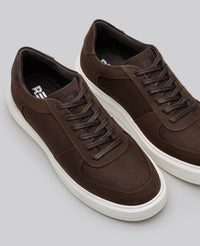 Tenis casual nobuck marrom 911 vista superior do cabedal