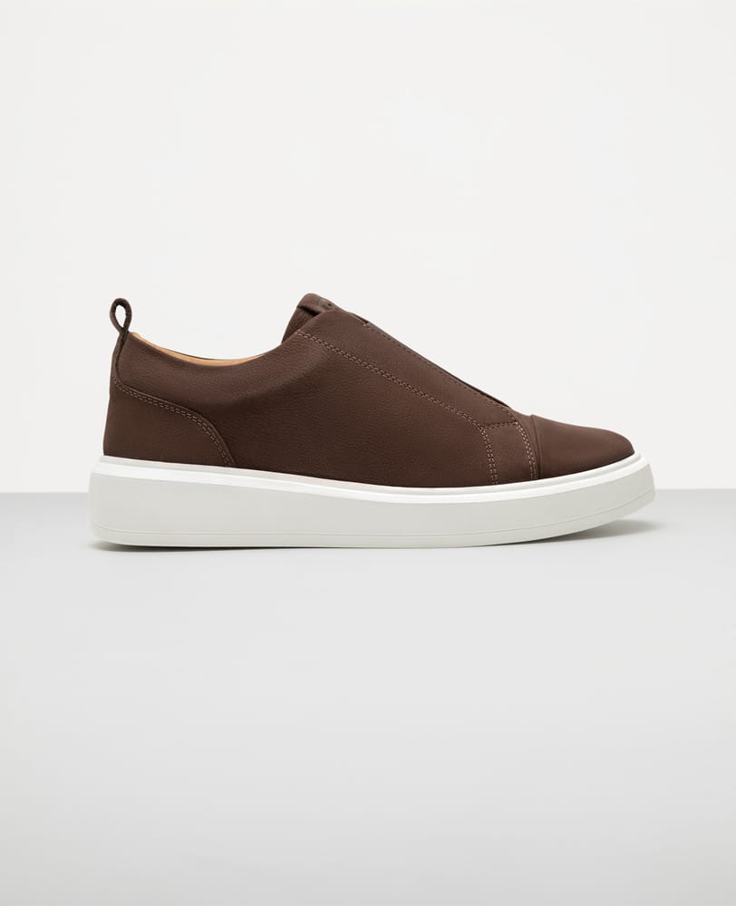 Tenis casual nobuck marrom Macan e Reise vista 3 4