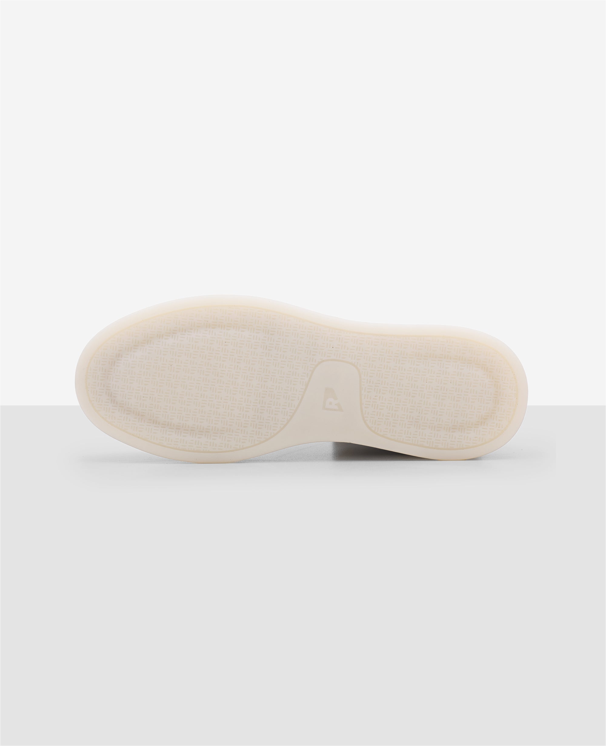 Tenis Casual Off White RS6 Avant Solado