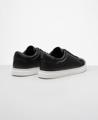 Tenis casual preto RSX vista traseira do calcanhar
