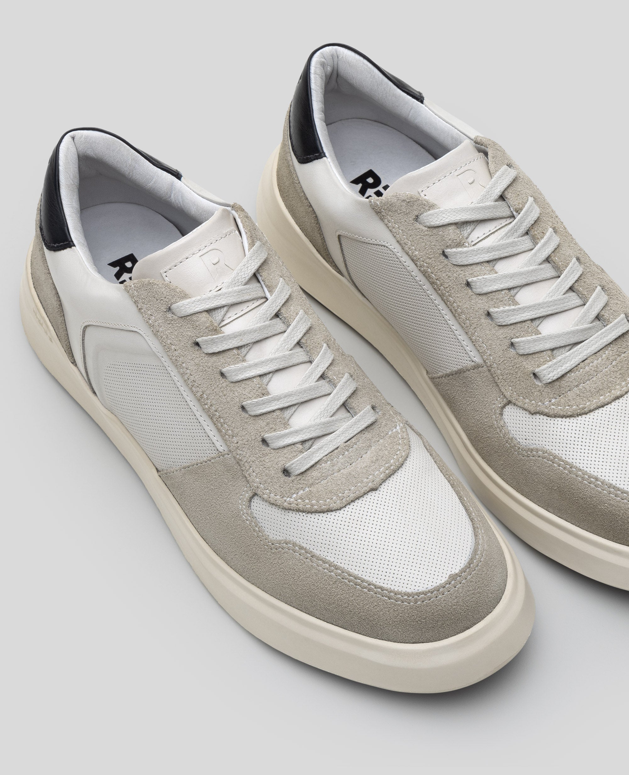 Tenis de Camurca Off White 911 GT Vista superior