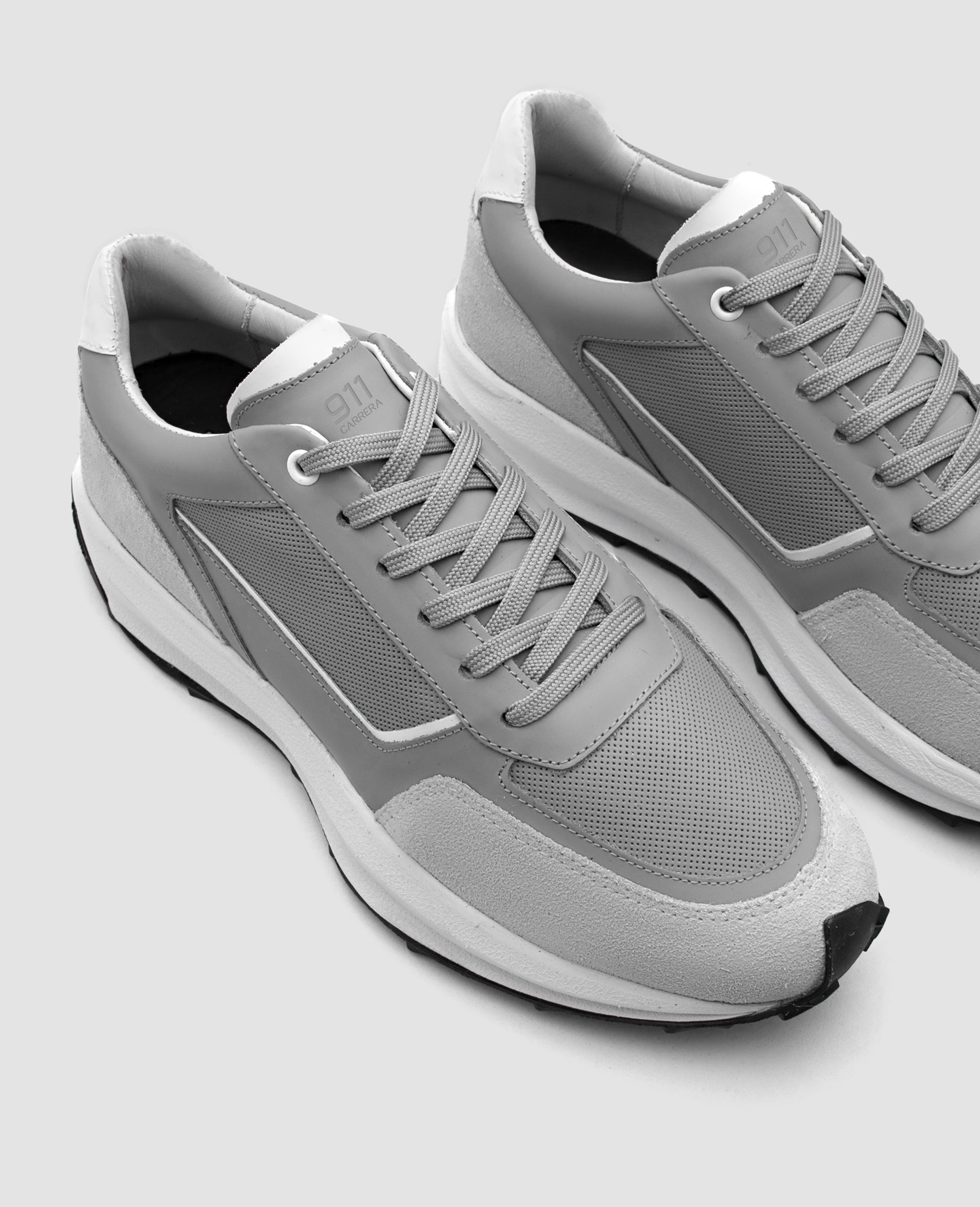 Tenis de Couro Cinza 911 Carrera Vista superior